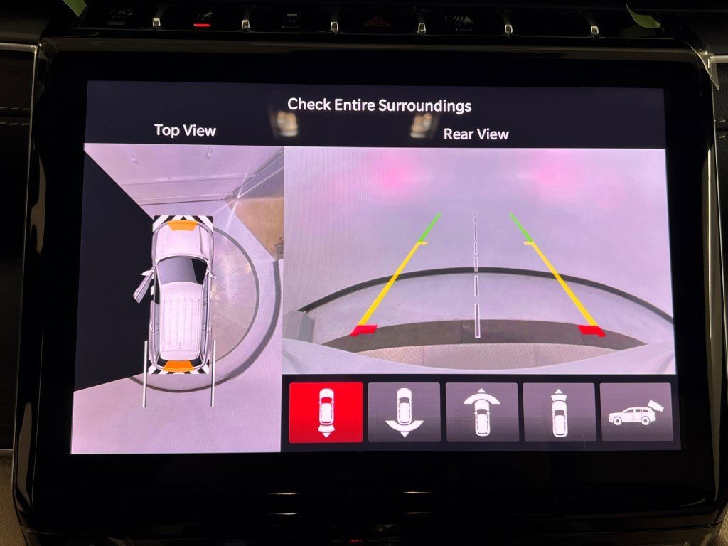 New 2025 Jeep Grand Cherokee Limited w/ Luxury Tech Group II image 20