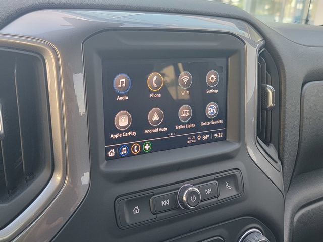 Used 2024 Chevrolet Silverado 1500 Custom Trail Boss w/ Turbomax Blackout Package AWD/4WD image 25