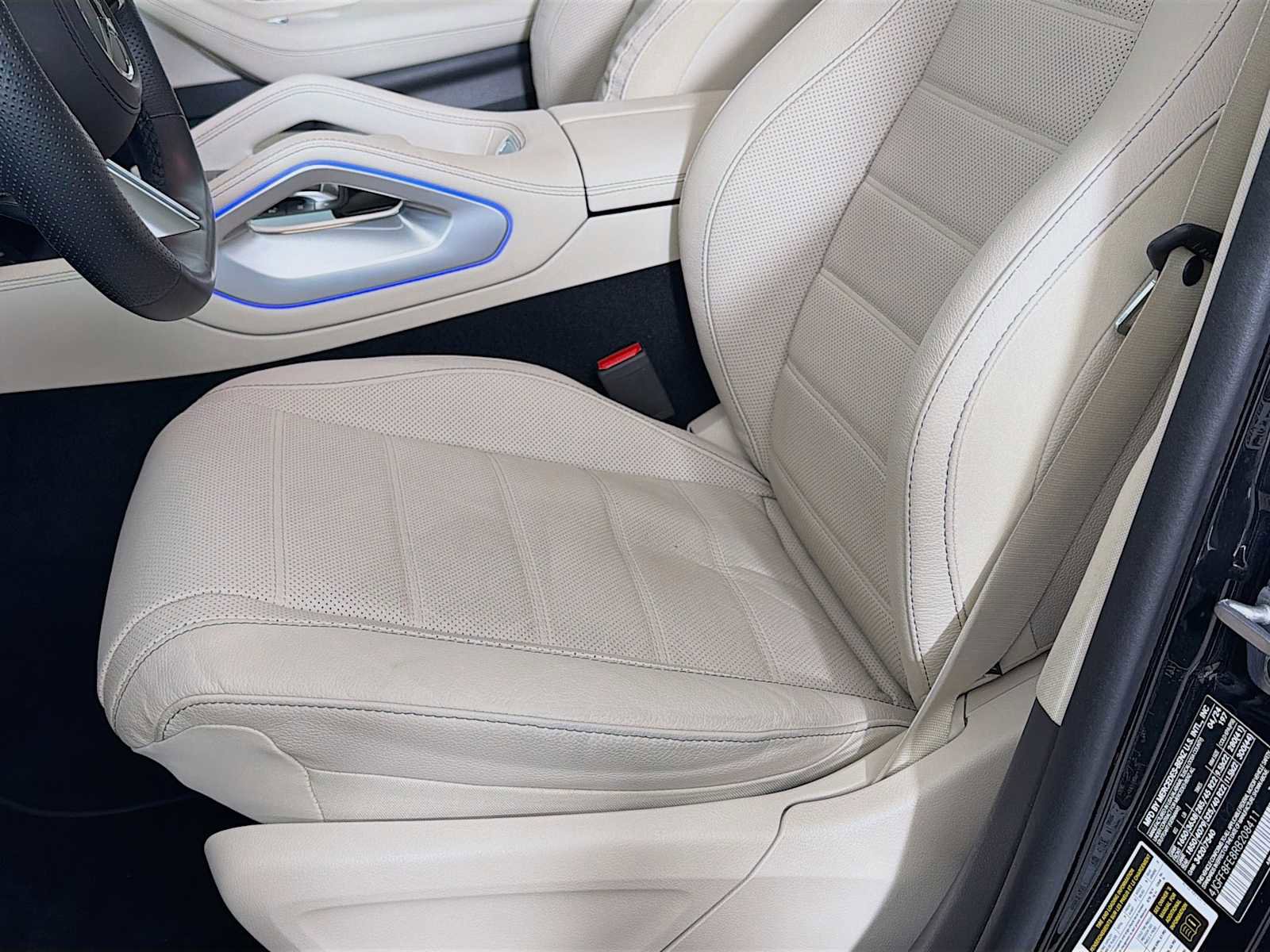 Used 2024 Mercedes-Benz GLS 580 4MATIC image 22