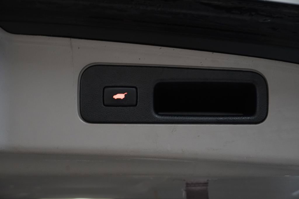 Used 2012 Honda Pilot EX-L image 11