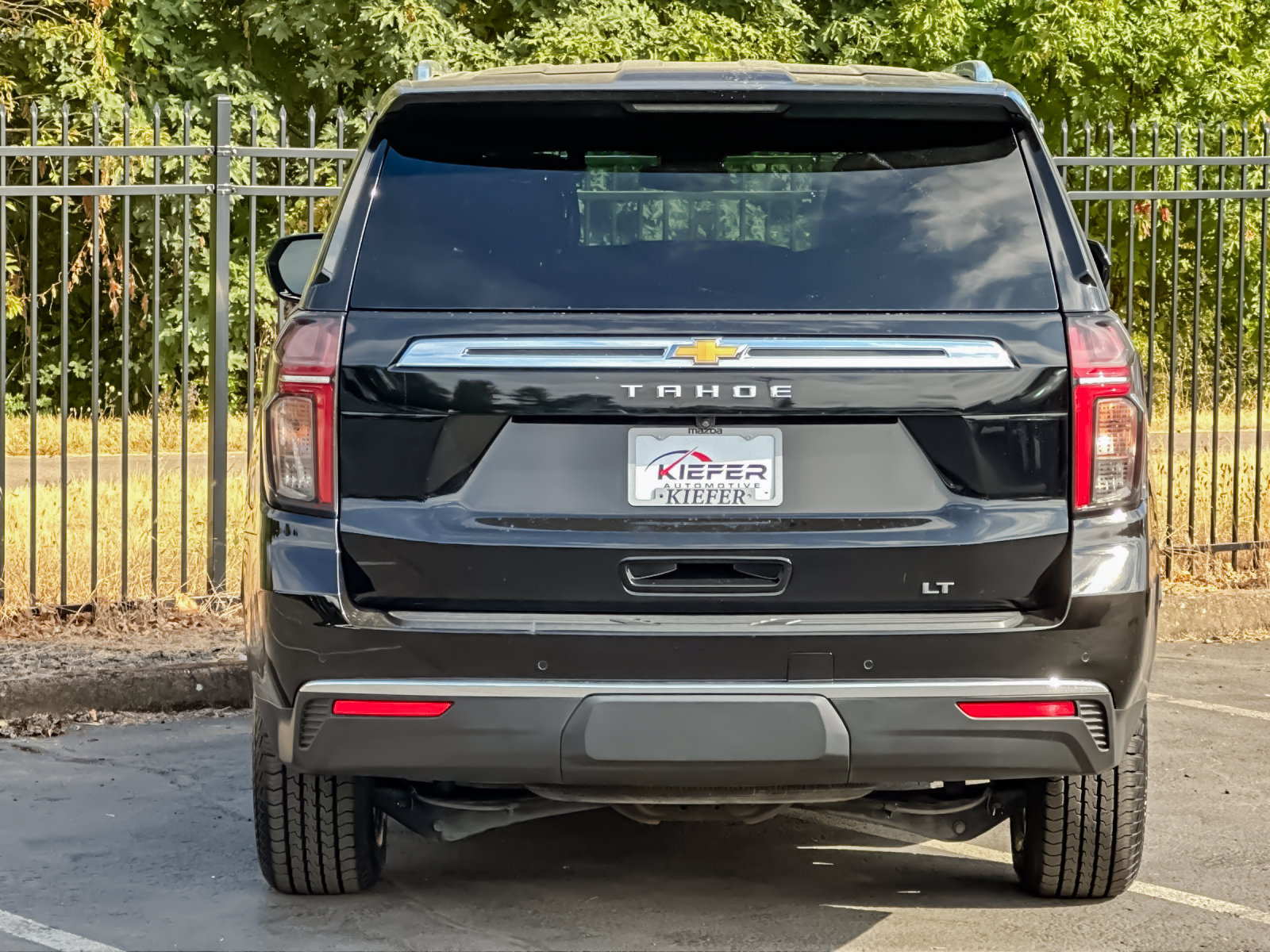 Used 2023 Chevrolet Tahoe LT AWD/4WD image 4