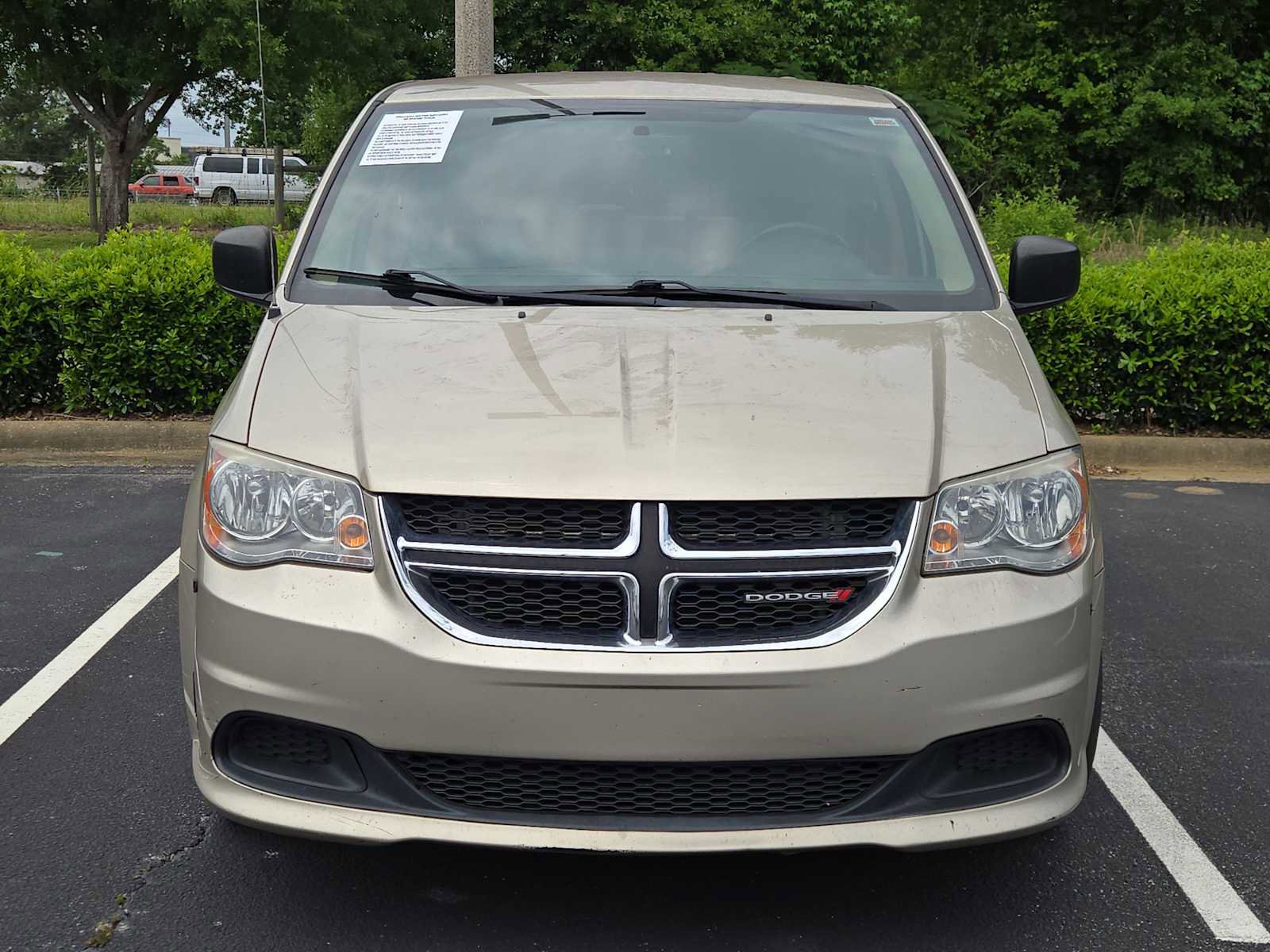Used 2016 Dodge Grand Caravan SE w/ Quick Order Package 29E SE FWD image 3