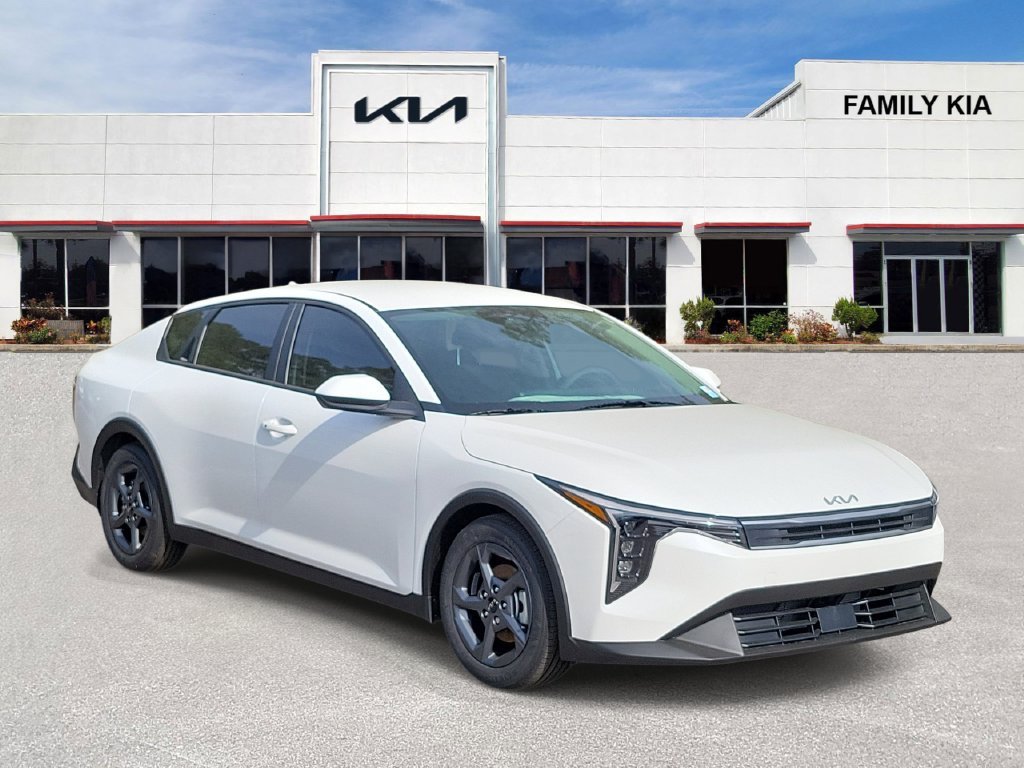 New 2026 Kia K4 FWD image 39