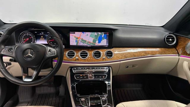 Used 2018 Mercedes-Benz E 300 image 25