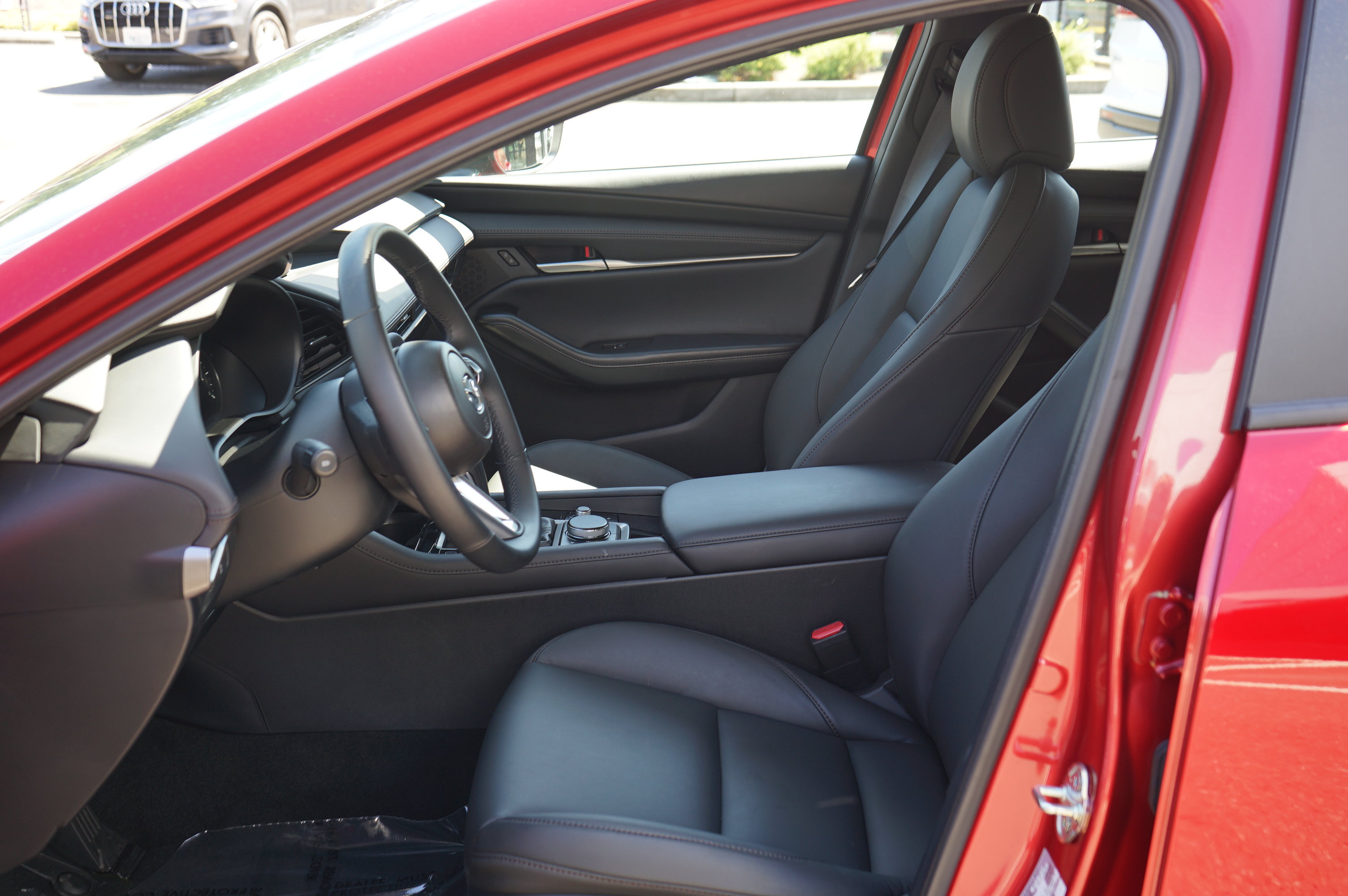Certified 2025 MAZDA MAZDA3 s FWD image 17