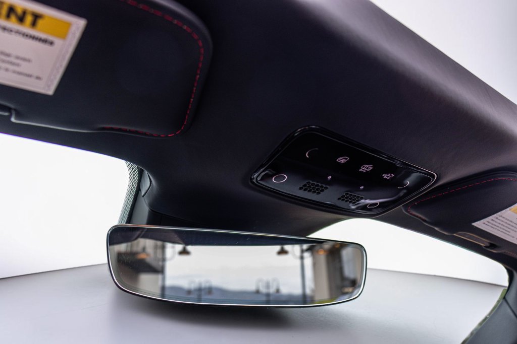 Used 2024 Ferrari SF90 Spider AWD/4WD image 43