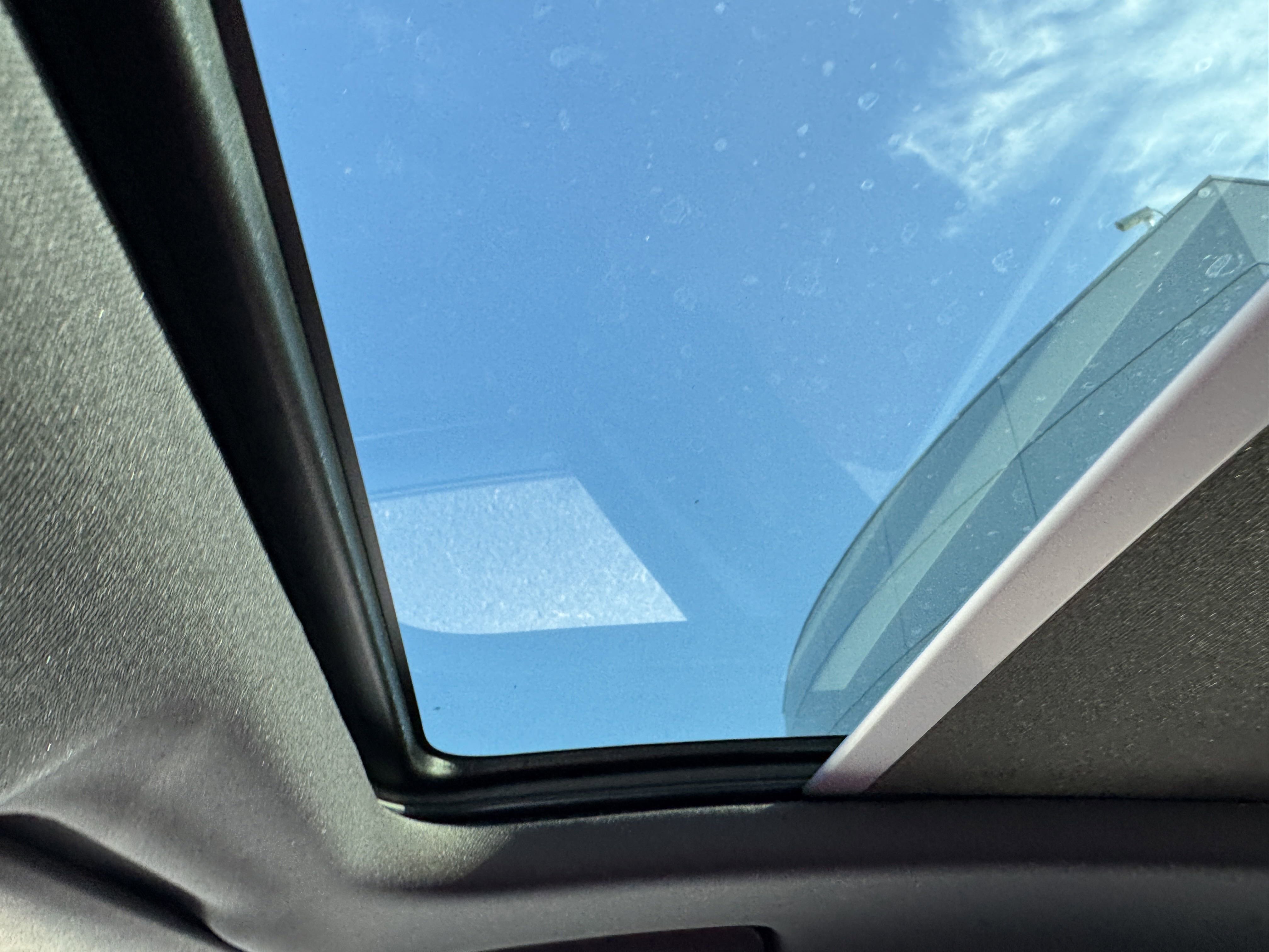 New 2025 Porsche Macan image 26