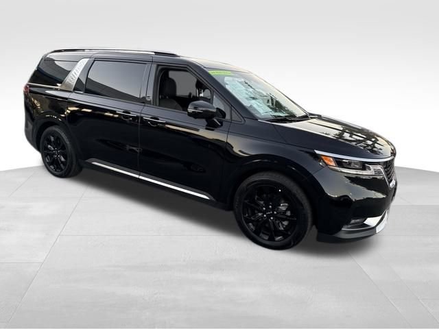 Used 2024 Kia Carnival SX Prestige image 7