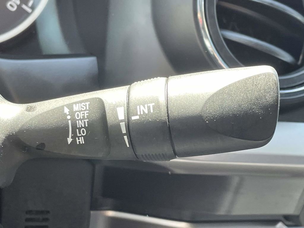 Used 2022 Toyota Tacoma SR5 w/ Technology Package RWD image 32