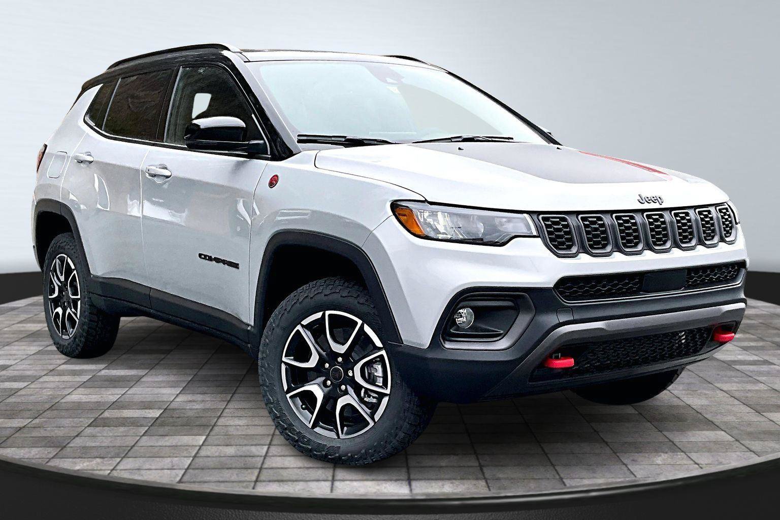 New 2026 Jeep Compass Trailhawk w/ Sun, Sound & Navigation Group AWD/4WD image 1