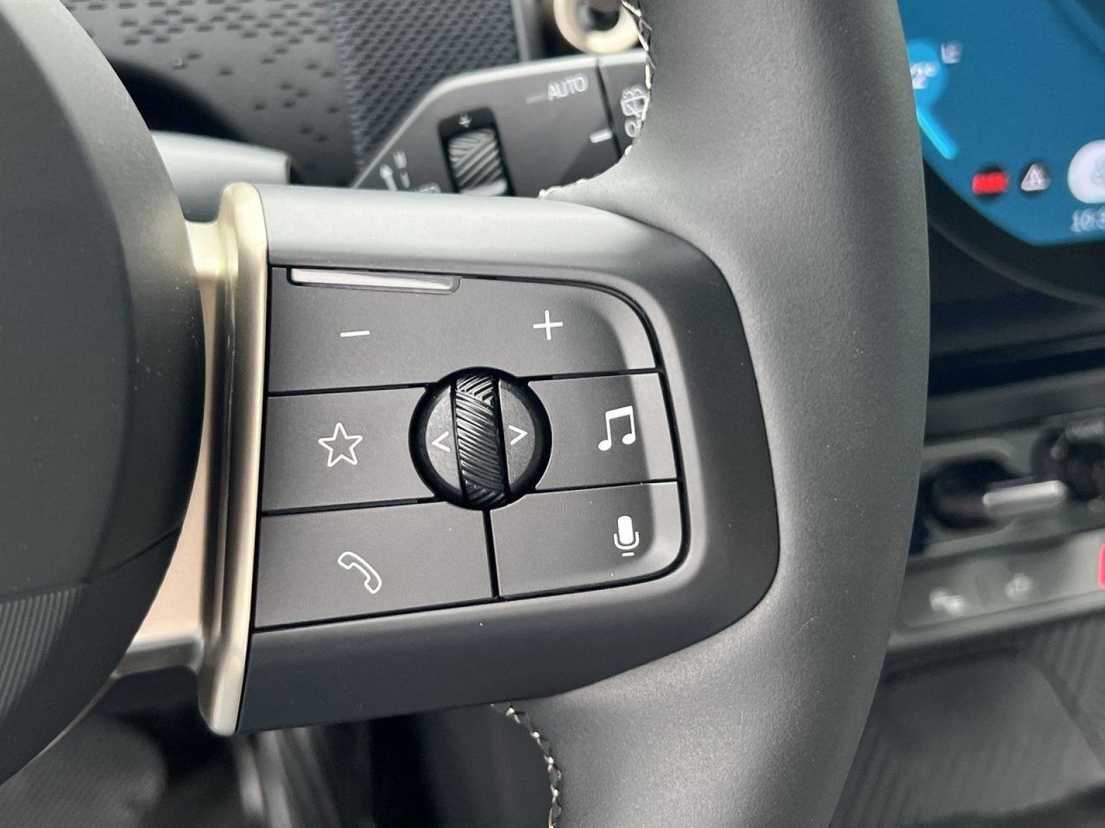 Certified 2025 MINI Cooper Countryman S image 29