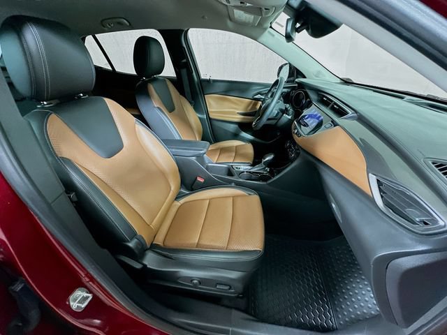 Used 2022 Buick Encore GX Essence FWD image 27