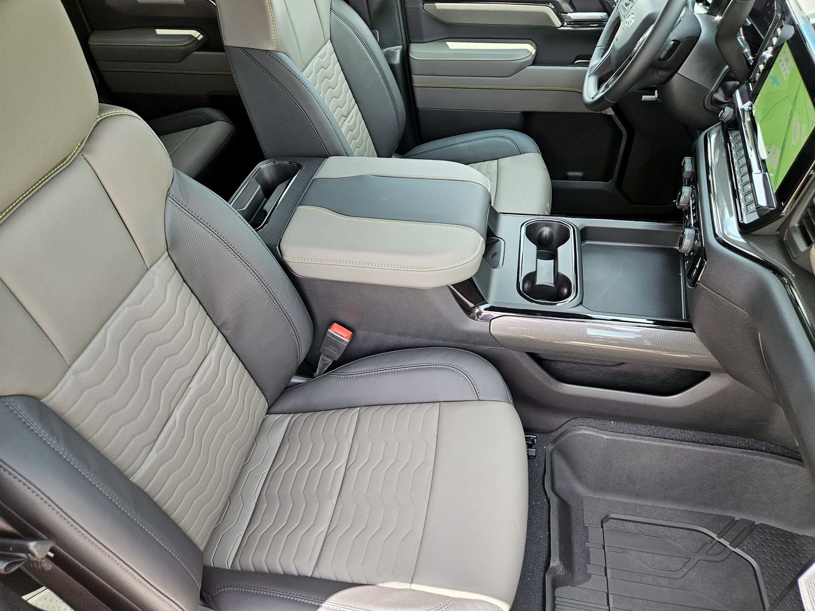 New 2026 Chevrolet Silverado 2500 ZR2 AWD/4WD image 16