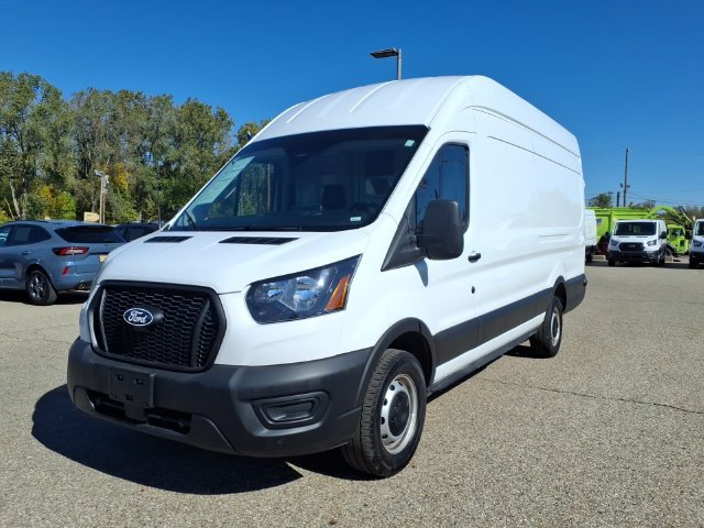 Certified 2026 Ford Transit 250 148 High Roof Extended w/ Load Area Protection Package RWD image 3