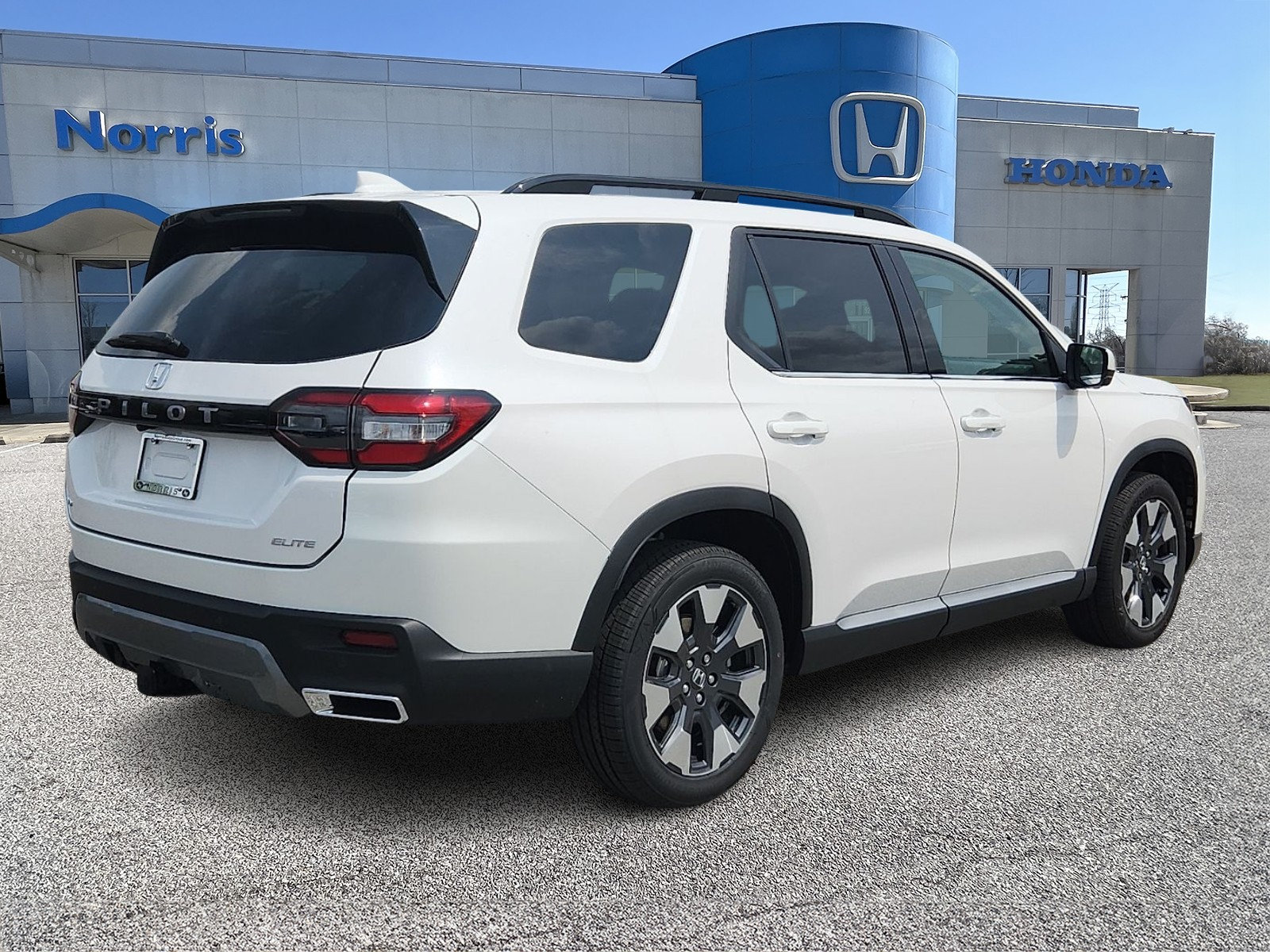 New 2026 Honda Pilot Elite image 4