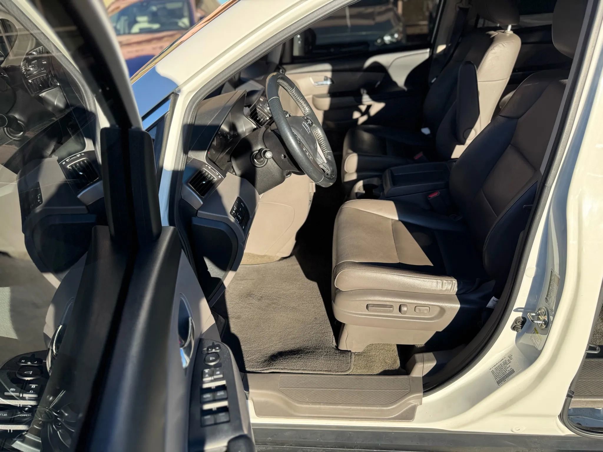 Used 2017 Honda Odyssey EX-L image 10
