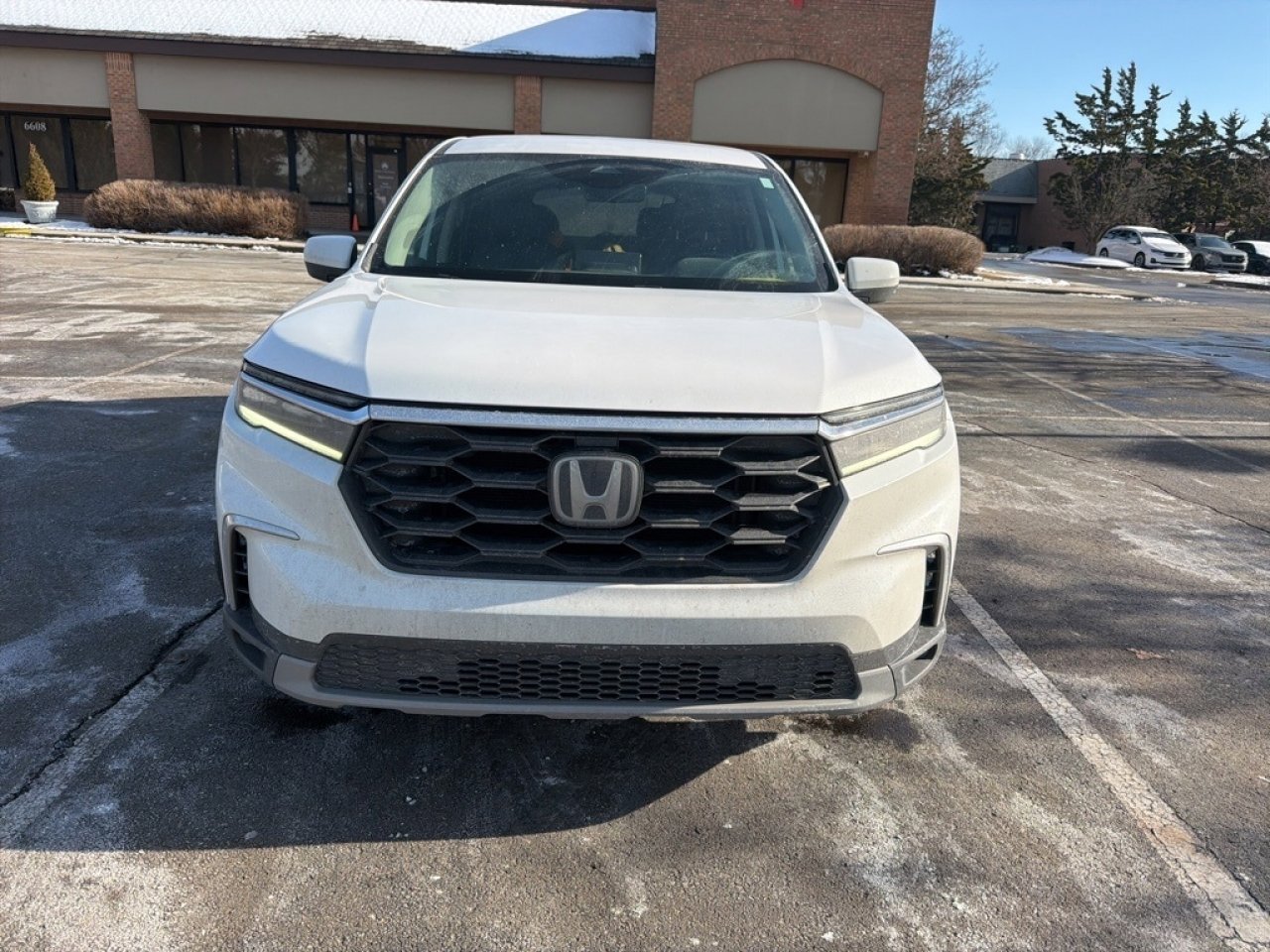 Used 2023 Honda Pilot EX-L image 4