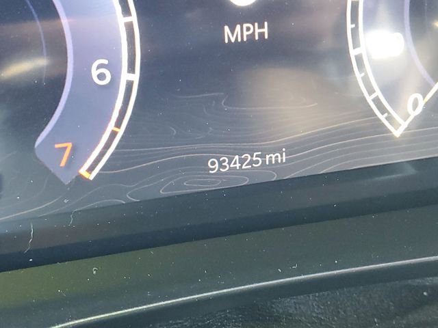 Used 2023 Jeep Grand Cherokee L Limited image 14