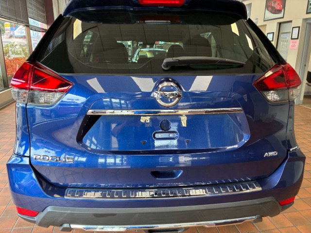 Used 2020 Nissan Rogue S AWD/4WD image 8