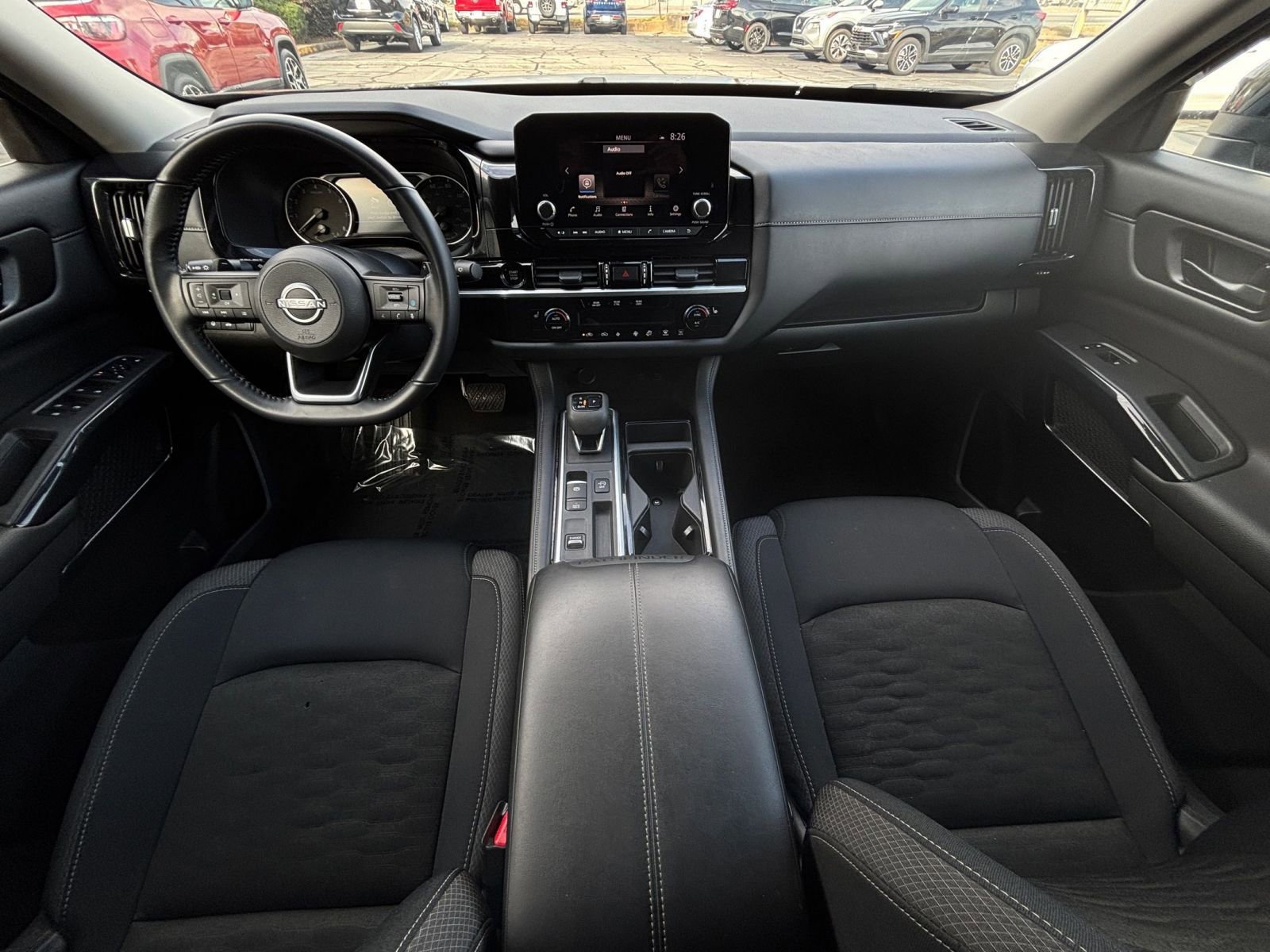 Used 2025 Nissan Pathfinder SV image 41