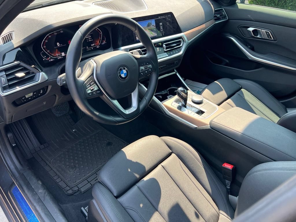 Used 2021 BMW 330i xDrive Sedan w/ Driving Assistance Package AWD/4WD image 15