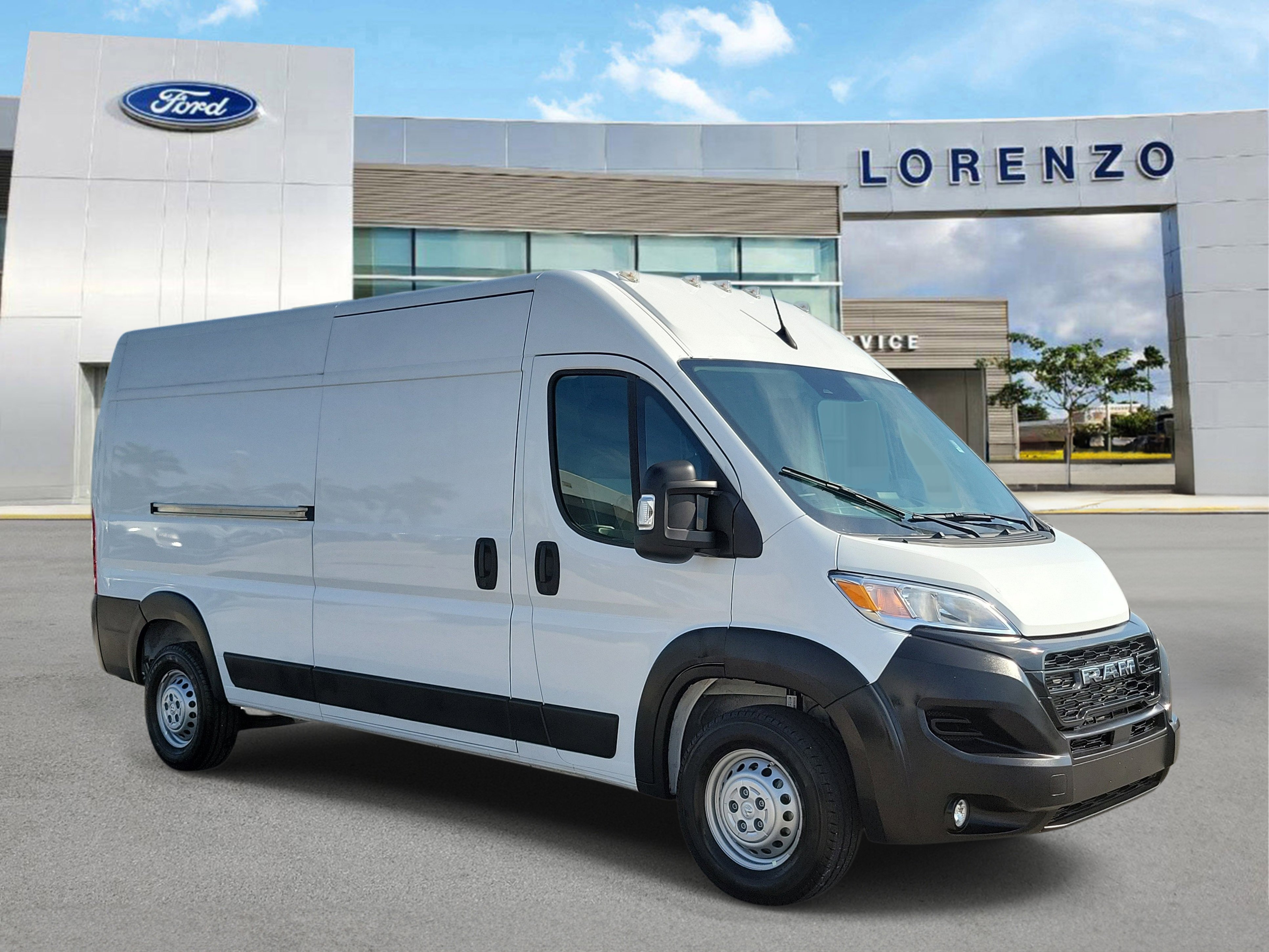 Used 2026 RAM ProMaster 2500 w/ Convenience Group FWD image 3
