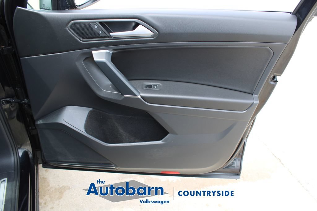 Certified 2020 Volkswagen Tiguan SEL AWD/4WD image 25