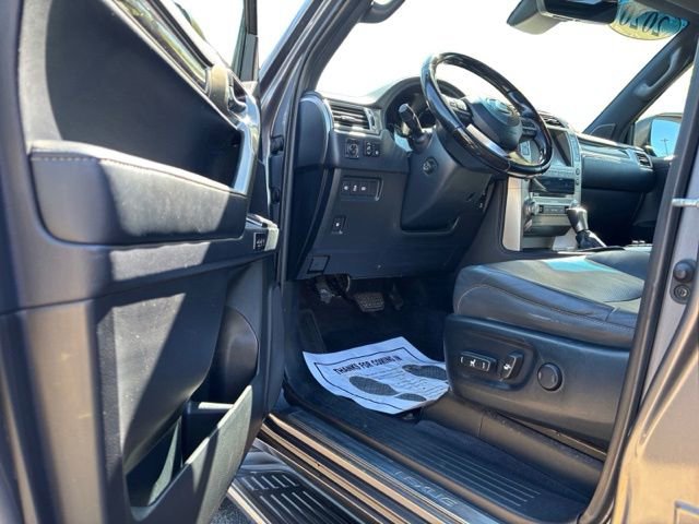 Used 2020 Lexus GX 460 Premium w/ Premium Package AWD/4WD image 8