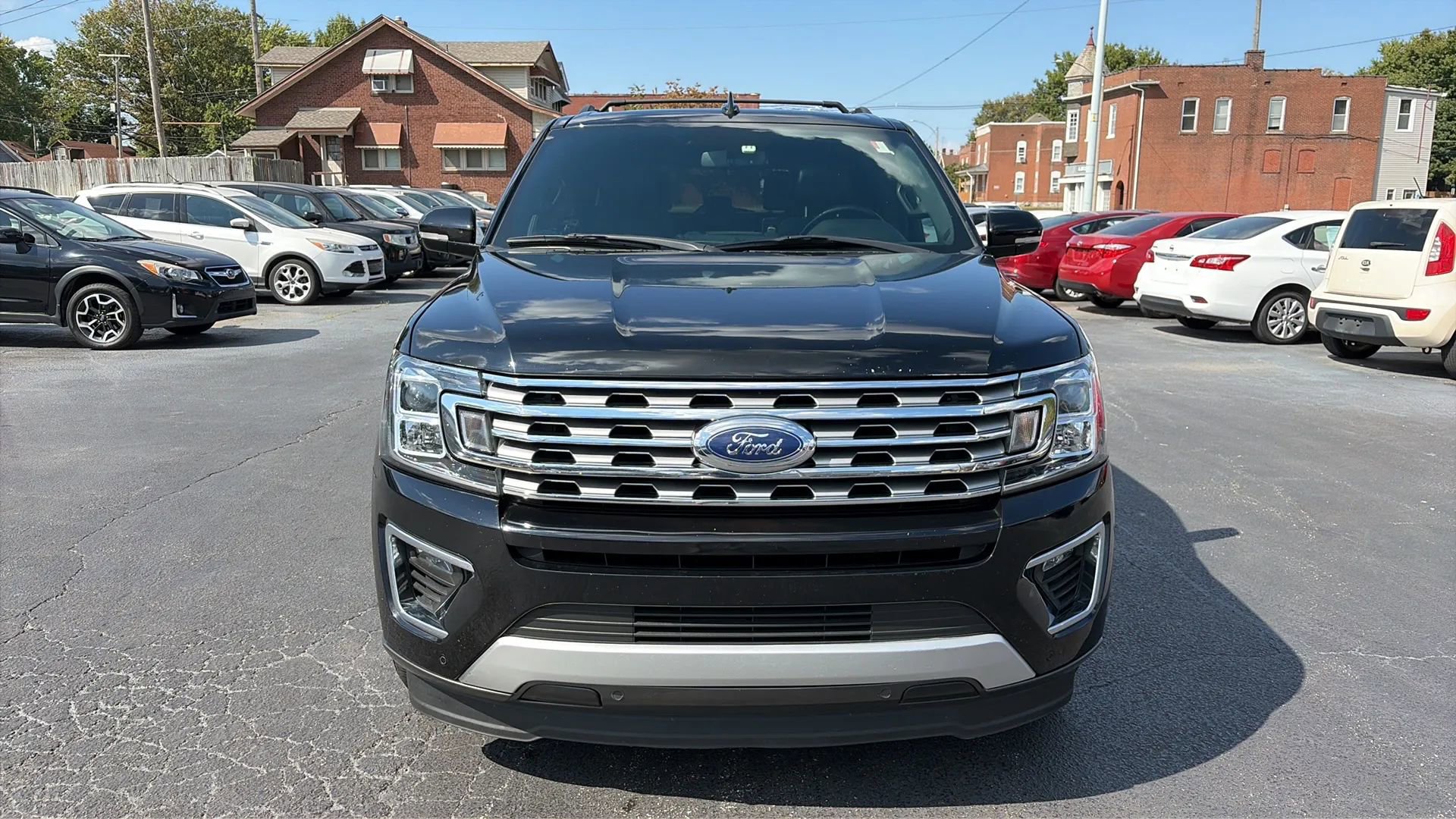 Used 2018 Ford Expedition Limited image 2