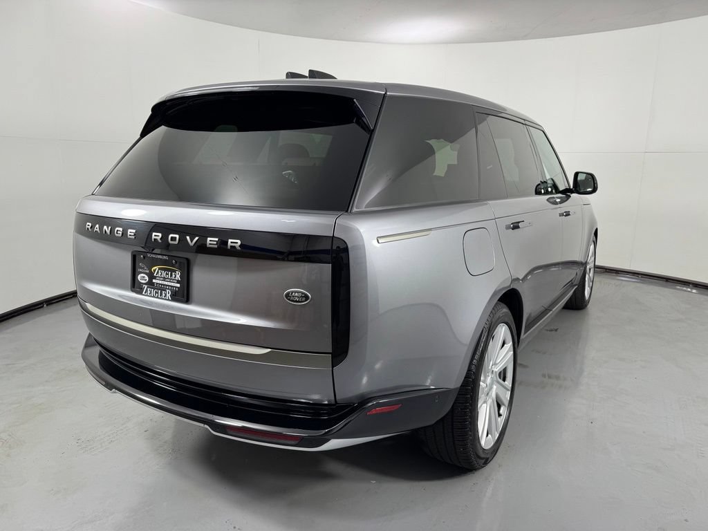 Used 2023 Land Rover Range Rover Long Wheelbase SE AWD/4WD image 6