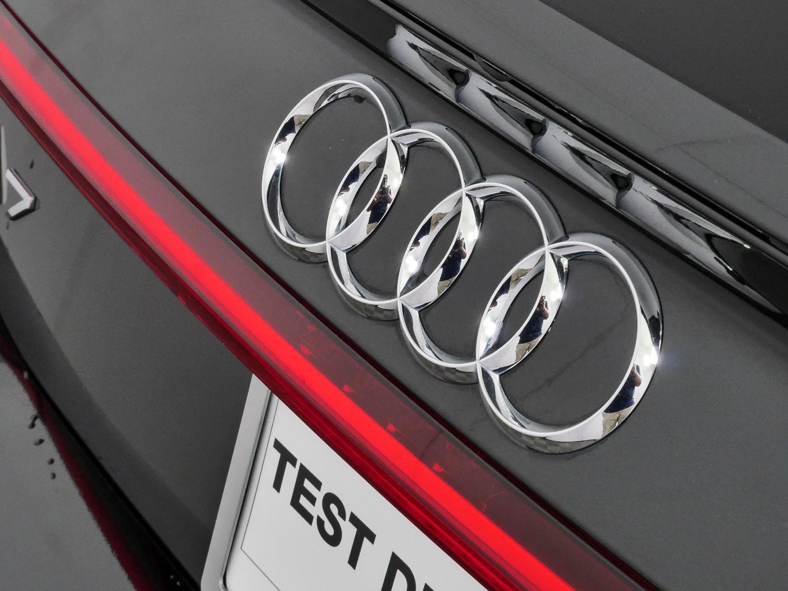 Used 2023 Audi A7 3.0T Prestige w/ Luxury Package AWD/4WD image 38