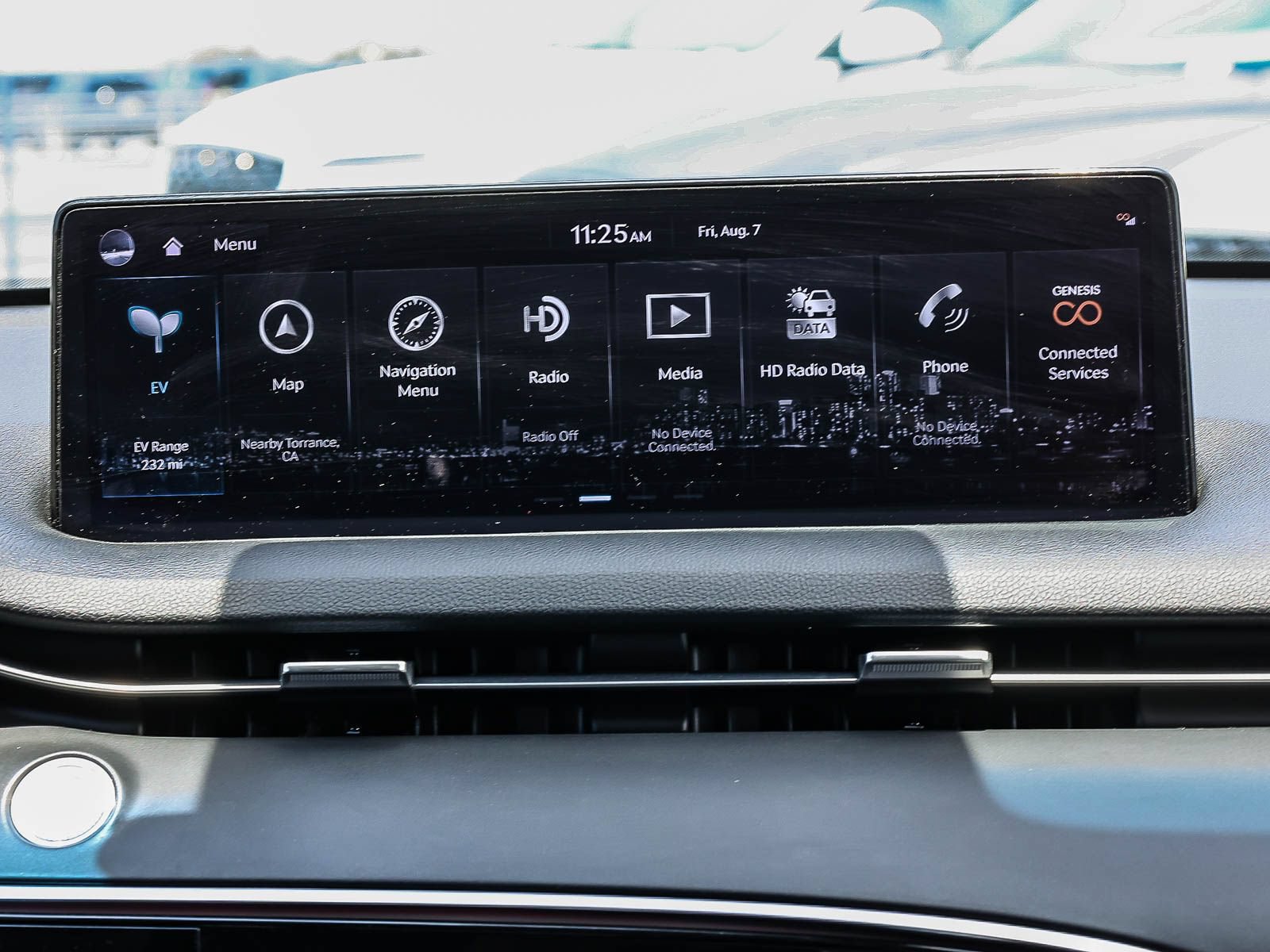 Used 2023 Genesis Electrified GV70 AWD/4WD image 15