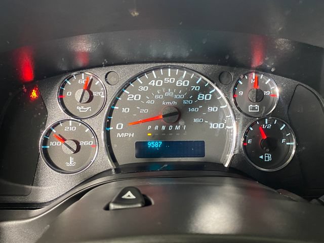 Certified 2024 GMC Savana 2500 w/ Driver Convenience Package RWD image 17