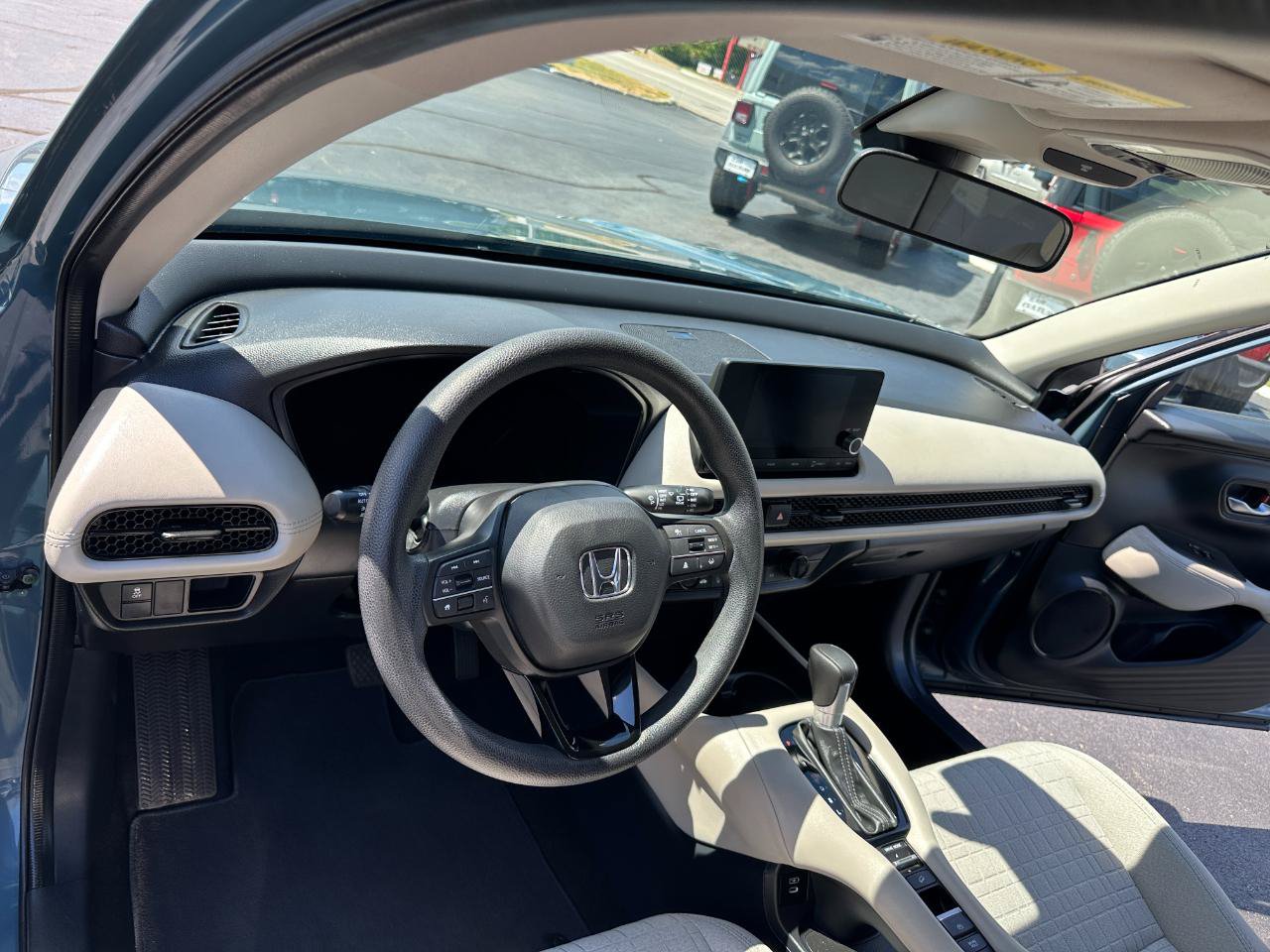 Used 2024 Honda HR-V LX image 20
