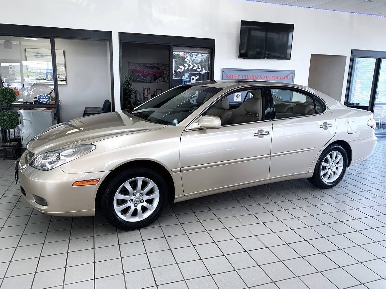 Used 2003 Lexus ES 330 FWD image 3