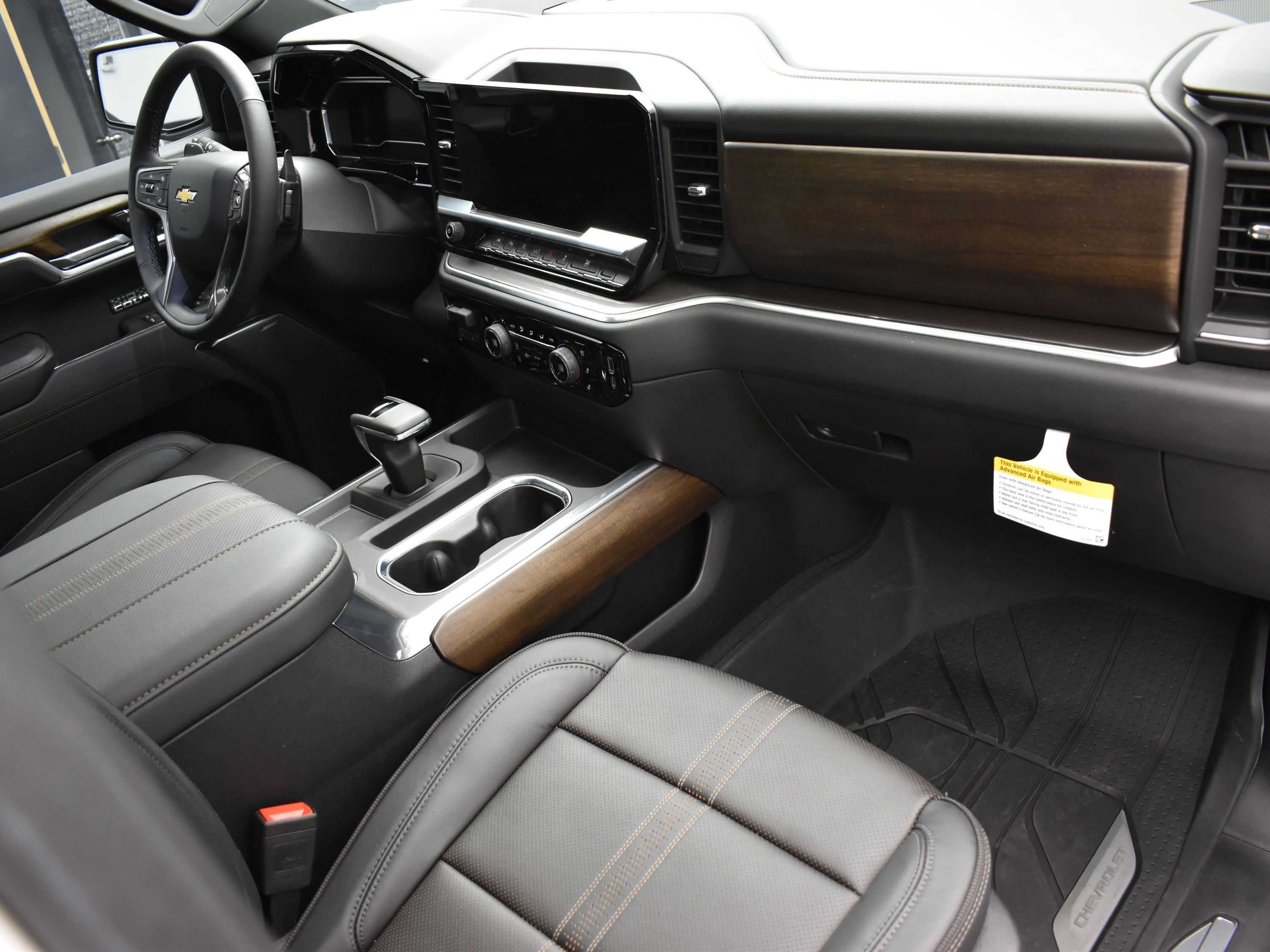 Used 2025 Chevrolet Silverado 1500 High Country image 41