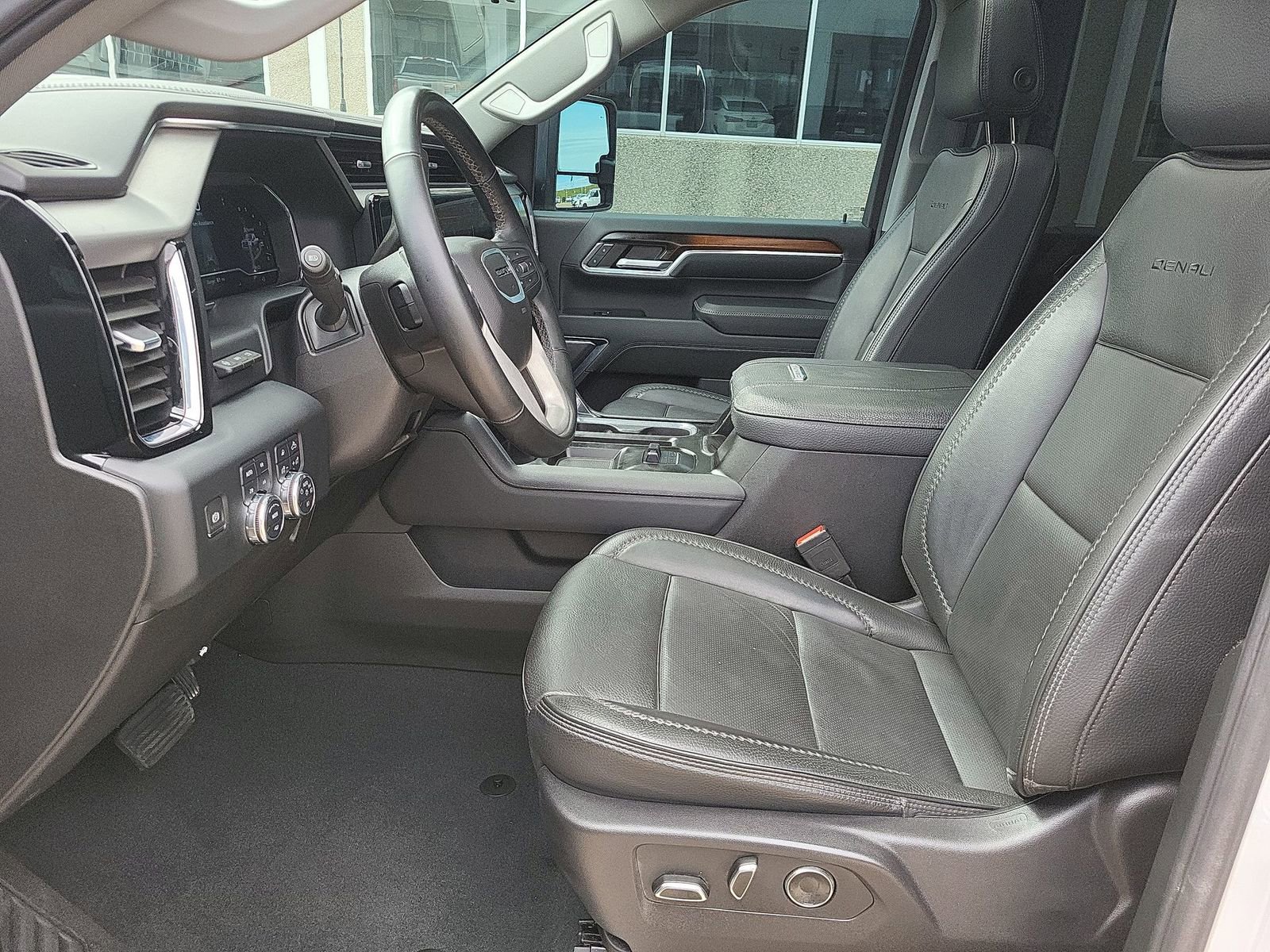 Certified 2024 GMC Sierra 2500 Denali w/ Denali Reserve Package AWD/4WD image 20