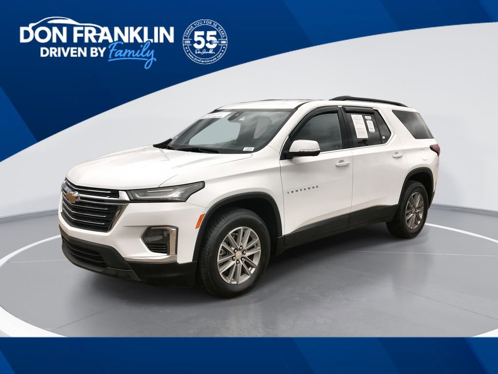 Used 2023 Chevrolet Traverse LT w/ LPO, Floor Liner Package FWD image 1