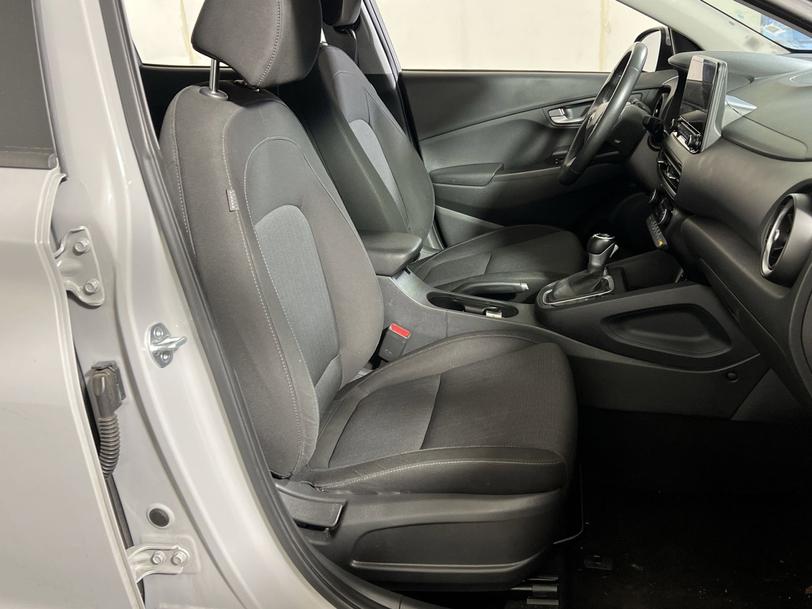 Used 2023 Hyundai Kona SEL w/ Convenience Package image 25