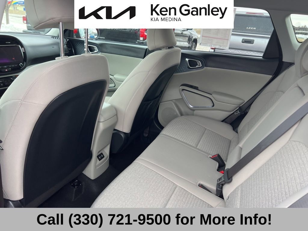 Certified 2025 Kia Soul EX image 50