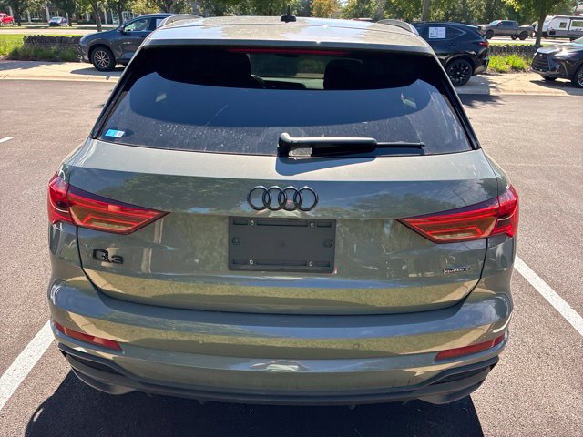 Used 2023 Audi Q3 2.0T Premium Plus w/ Premium Plus Package AWD/4WD image 7