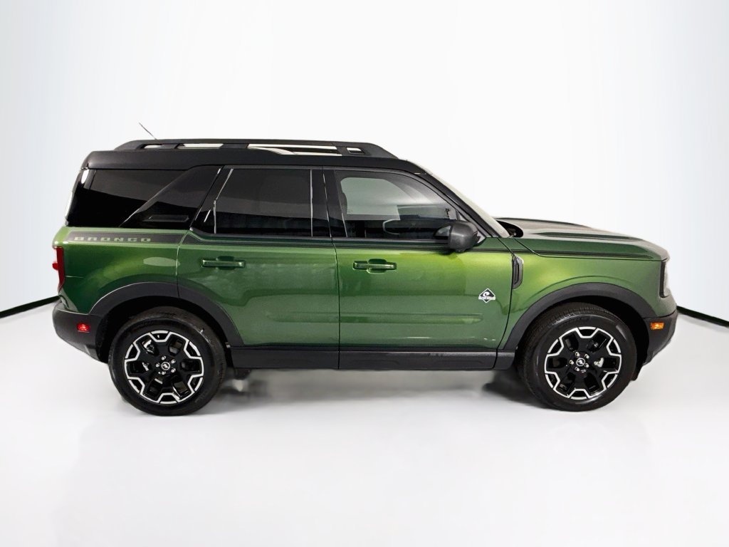 Used 2025 Ford Bronco Sport Outer Banks w/ Outer Banks Tech Package+ AWD/4WD image 4
