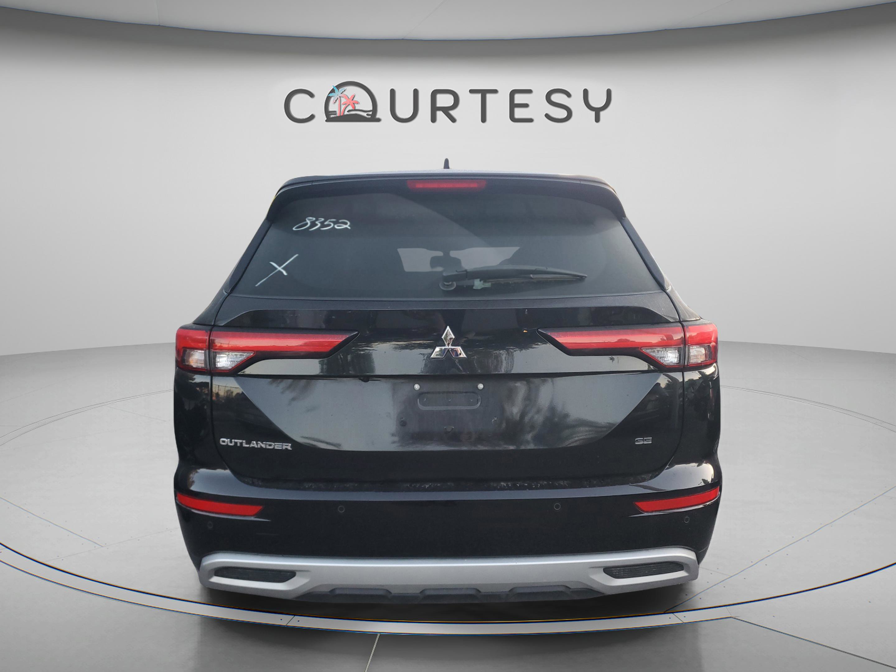 Used 2024 Mitsubishi Outlander SE FWD image 9