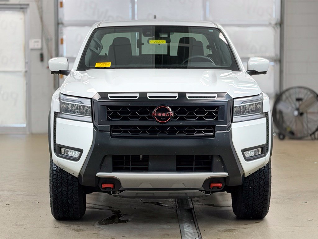 Used 2025 Nissan Frontier PRO-4X w/ Pro Convenience Package AWD/4WD image 2