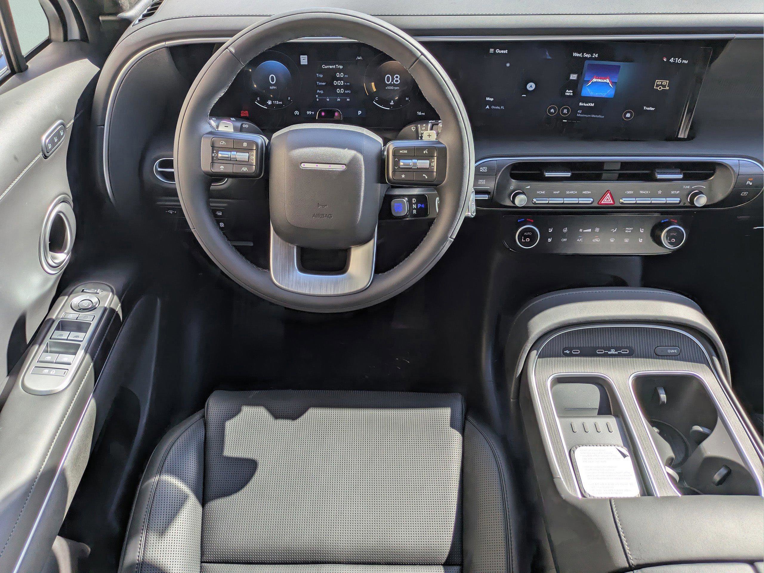 New 2026 Hyundai Palisade Calligraphy FWD image 17