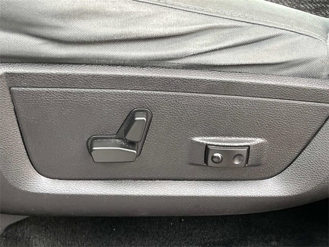 Used 2013 RAM 1500 Outdoorsman image 31