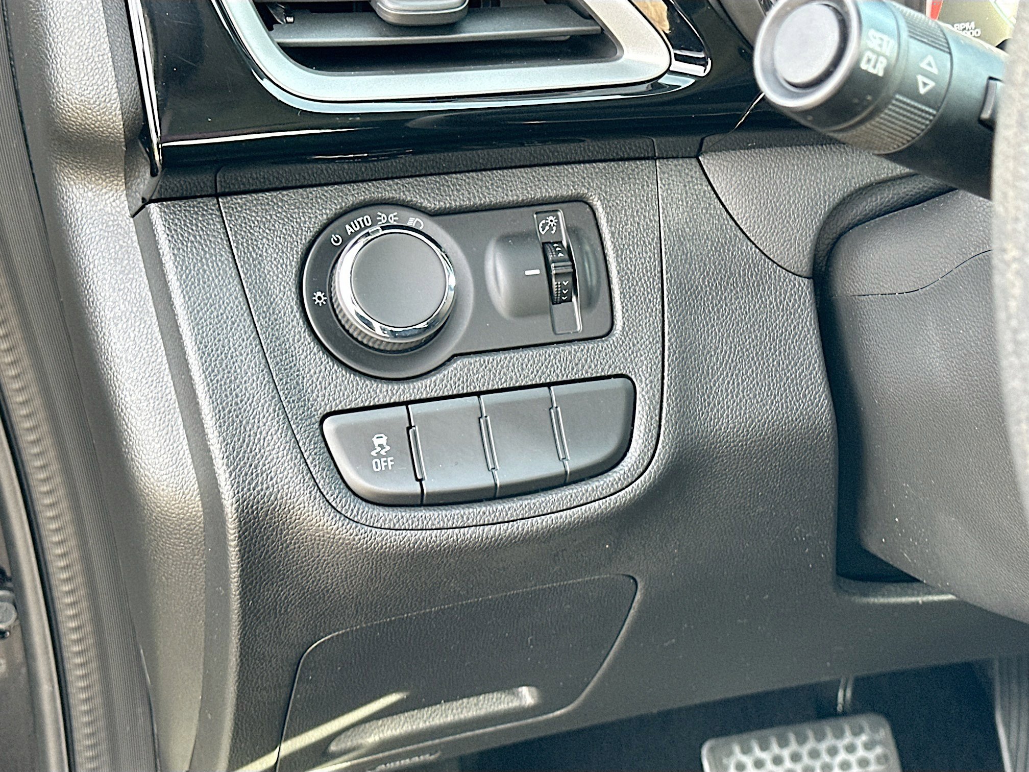 Used 2022 Chevrolet Spark LT w/ Spark Special Edition image 10