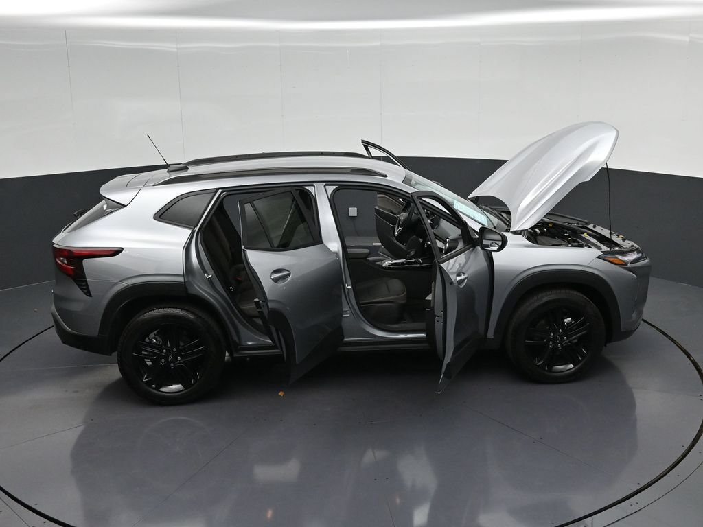 Used 2026 Chevrolet Trax ACTIV FWD image 36