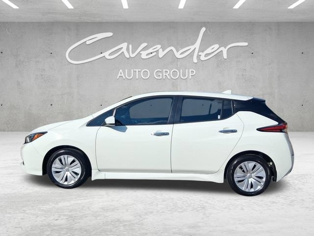 Used 2025 Nissan Leaf S FWD image 16
