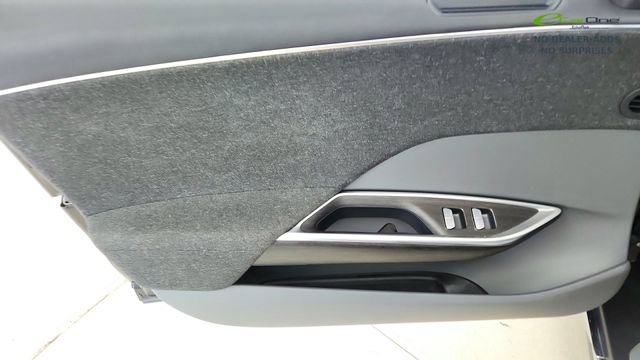 Used 2024 Lucid Air Touring image 35